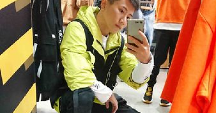 西門的流行服飾店 宅男進來都變潮男走出去 西門服飾店推薦 WOO:D韓系男裝 @ 心享事宸_韓德凱文森 :: 痞客邦 ::
